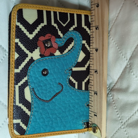 Relic Faux Leather Satchel and Wallet with Elephant/Floral Design. - Picture 15 of 16